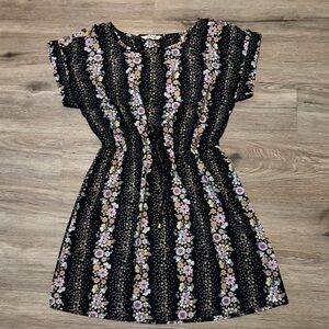 Hint of Blush - Floral Elastic-Waist Dress-Size M